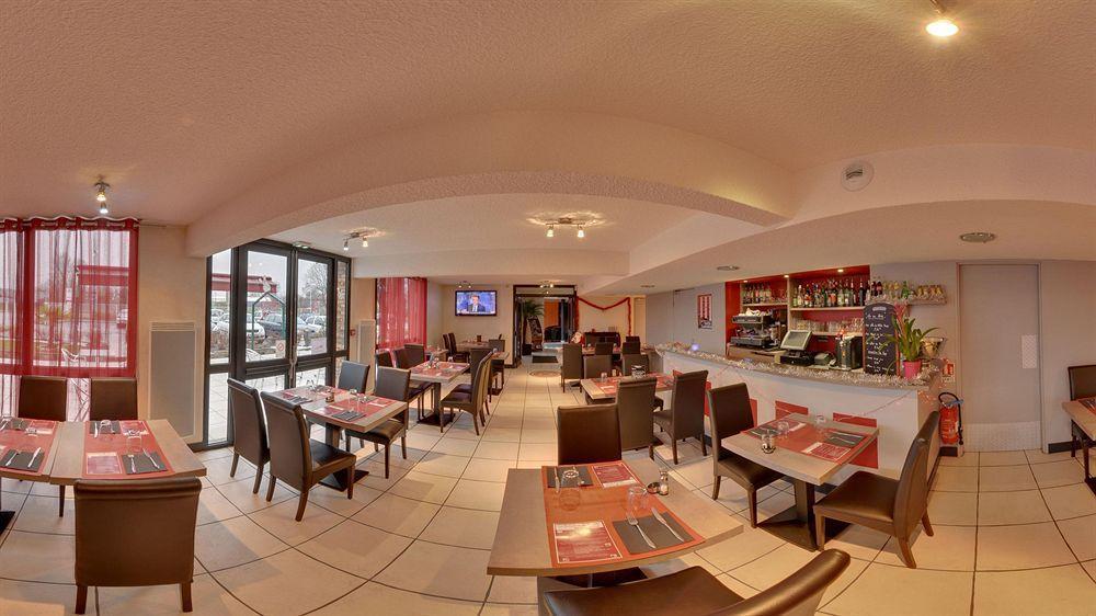 Brit Hotel Шамбері Екстер'єр фото